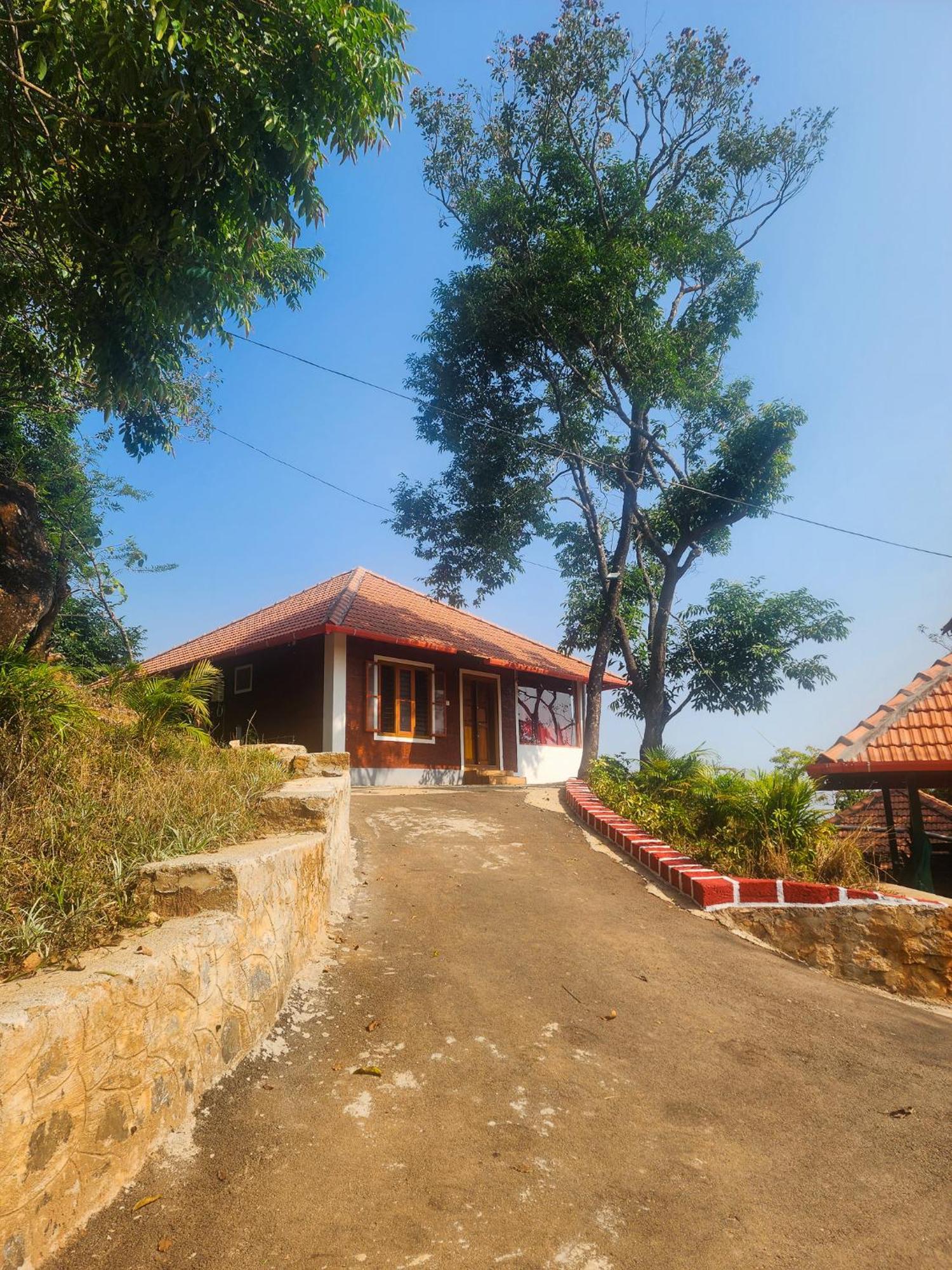 Celestial Heights Homestay Kurchi 外观 照片