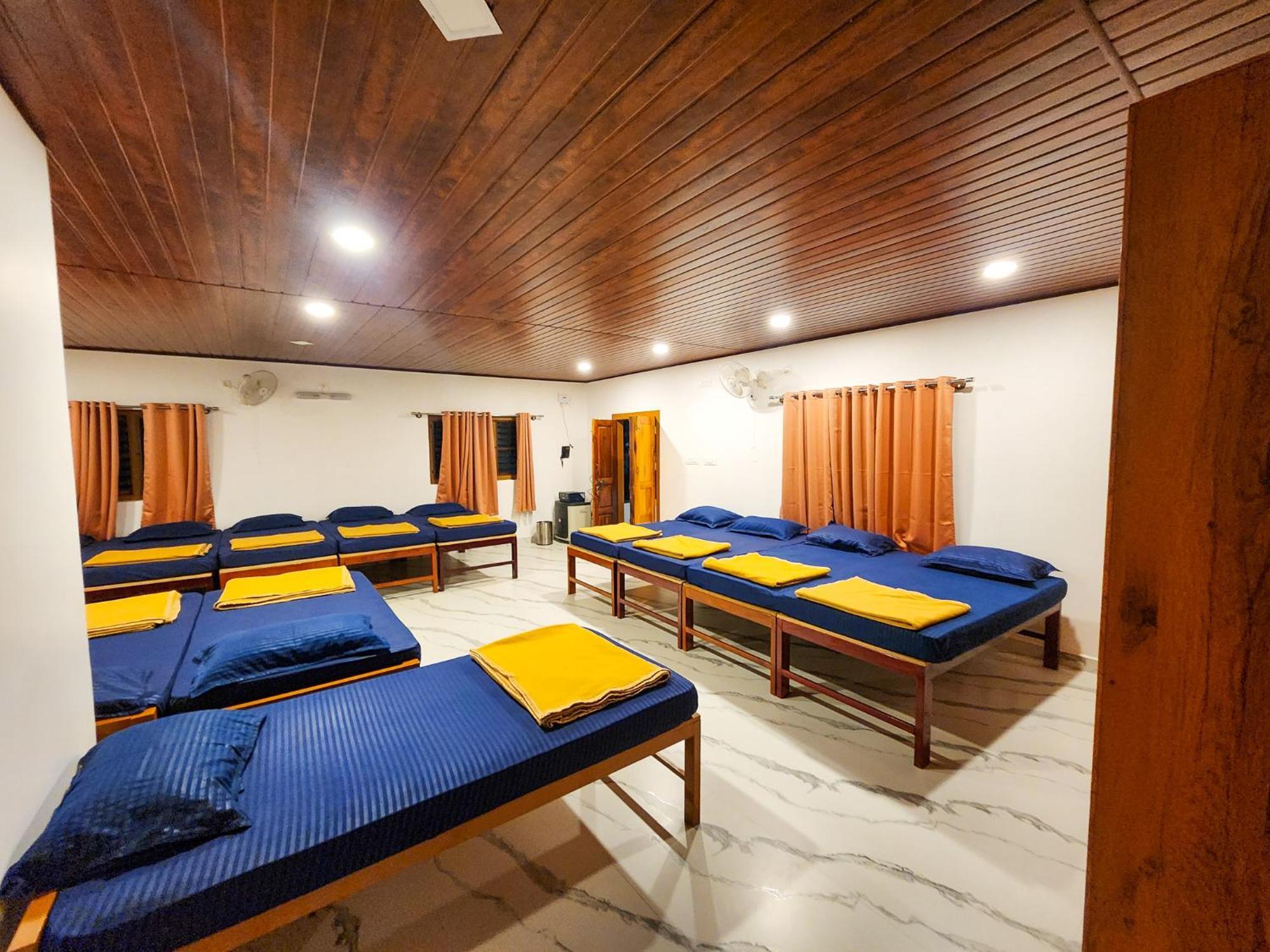 Celestial Heights Homestay Kurchi 外观 照片