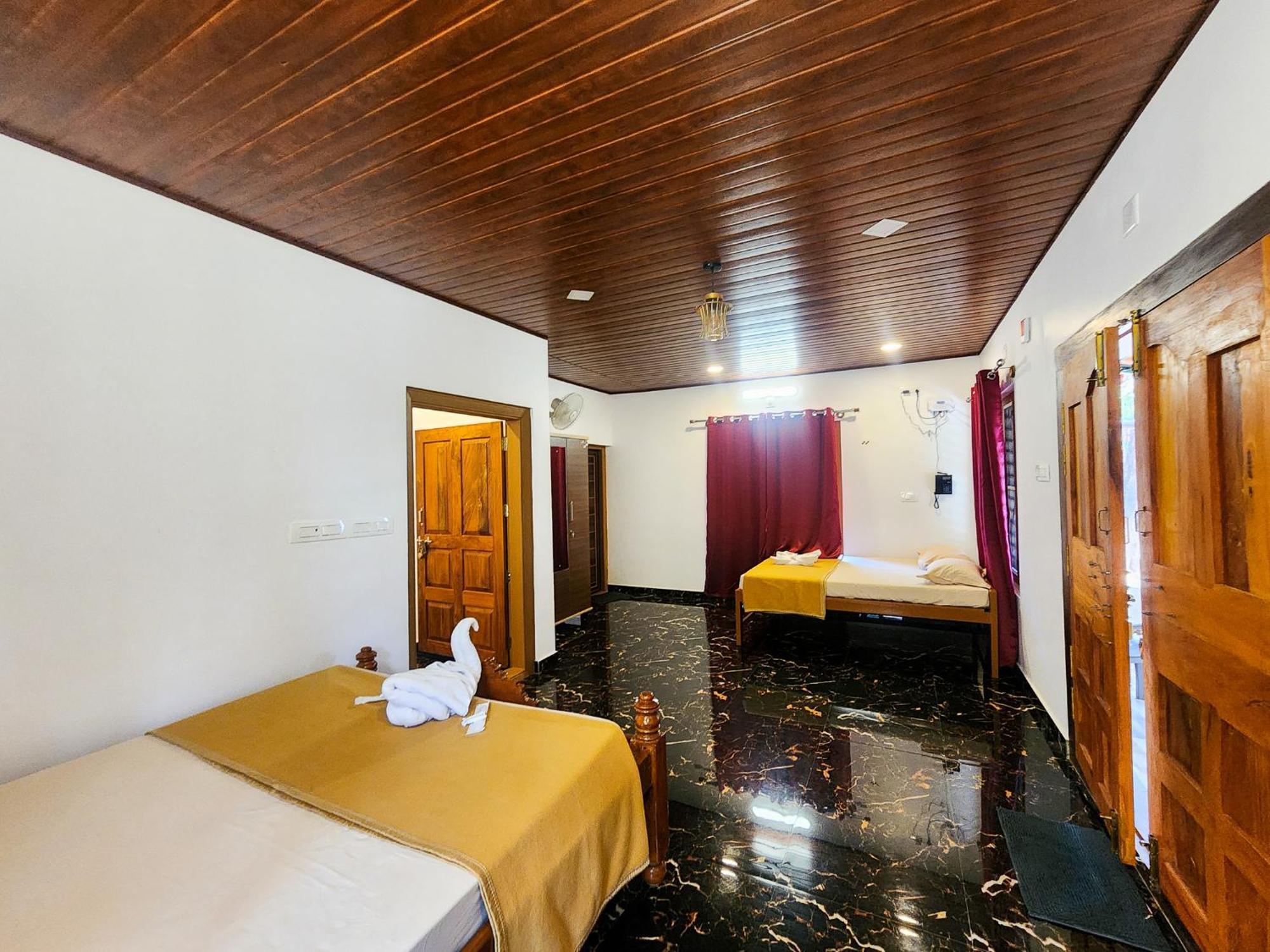 Celestial Heights Homestay Kurchi 外观 照片